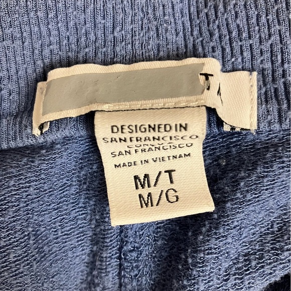 Athleta Pranayama Wrap in Chrome Blue Medium Tall - Picture 13 of 13